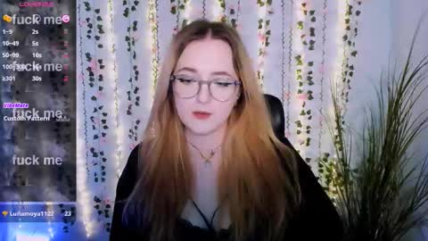 Snapshot of miriam_crazy chatting on 25, 9, 2025 miriam_crazy online show from 25, 9, 2025