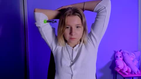 Snapshot of miriam_crazy chatting on 15, 10, 2025 miriam_crazy online show from 15, 10, 2025