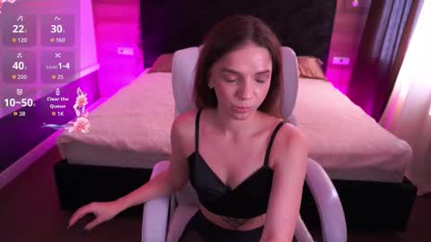 Snapshot of miriellenymph chatting on 18, 9, 2025 Mira online show from 18, 9, 2025