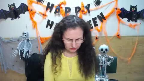 Miroslava Happi online show from 25, 10, 2025