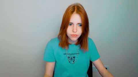 misaki_chan_ online show from 18, 9, 2025