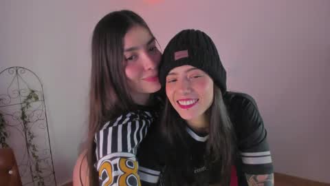 KRAVE  online show from 7, 4, 2026