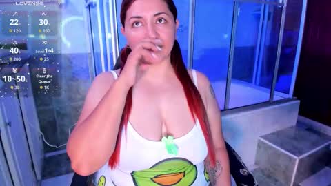 Mishell online show from 9, 10, 2025