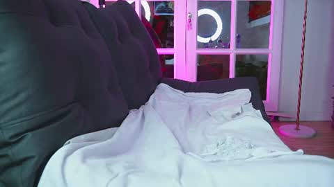 miss___angel online show from 25, 6, 2026