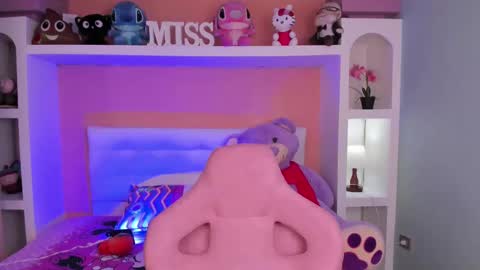 Snapshot of miss___megan chatting on 14, 11, 2025 Megan online show from 14, 11, 2025