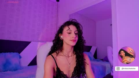 Charlotte online show from 27, 11, 2025