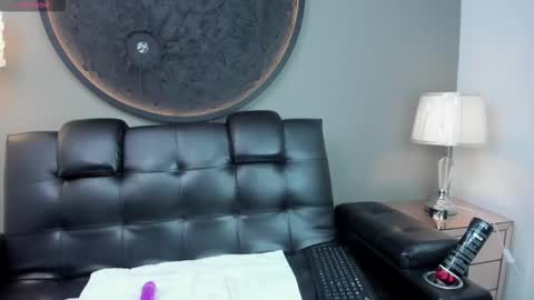 Snapshot of miss__martina chatting on 11, 2, 2025 Martina online show from 11, 2, 2025