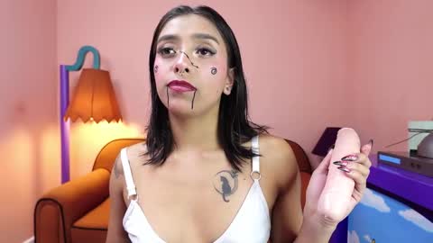 Snapshot of miss__martina chatting on 22, 10, 2025 Martina online show from 22, 10, 2025