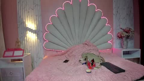 miss__star_ online show from 18, 6, 2026