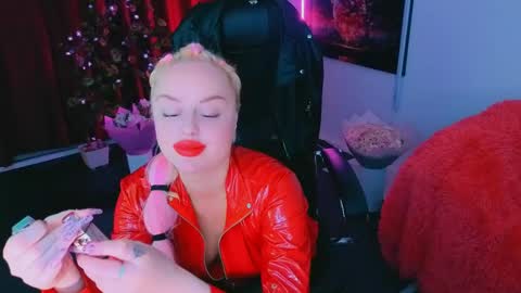 Snapshot of miss_alice_silver chatting on 28, 4, 2026 miss_alice_silver online show from 28, 4, 2026
