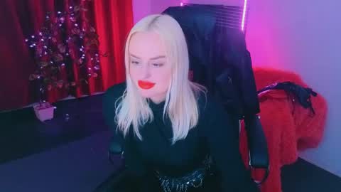 Snapshot of miss_alice_silver chatting on 3, 5, 2026 miss_alice_silver online show from 3, 5, 2026