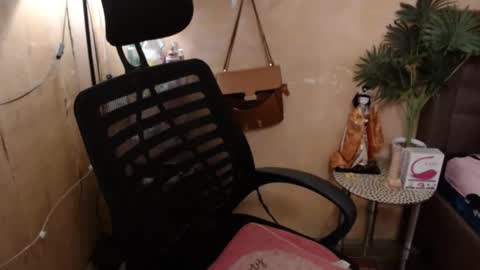 miss angelic15 online show from 24, 2, 2025