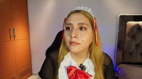 Snapshot of miss_anny18 chatting on 1, 11, 2025 Anny online show from 1, 11, 2025