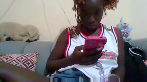miss_atitude online show from 10, 10, 2025
