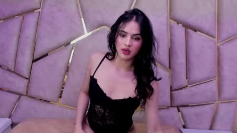 miss_bella_kiss online show from 8, 5, 2026