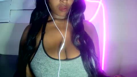 Snapshot of miss_blorps chatting on 27, 4, 2026 spicey online show from 27, 4, 2026