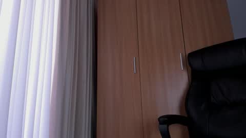 Ivy online show from 25, 9, 2025