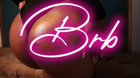 Snapshot of miss_brunette_ chatting on 22, 5, 2026 lucy 3 online show from 22, 5, 2026
