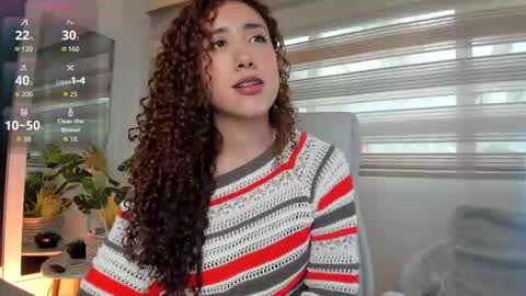 Snapshot of miss_catalinaa chatting on 4, 11, 2025 Catalina online show from 4, 11, 2025