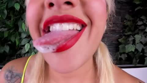 Danika online show from 22, 2, 2025