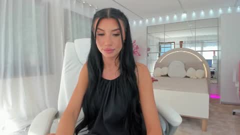 Snapshot of miss_diamond__ chatting on 10, 6, 2026 miss_diamond__ online show from 10, 6, 2026