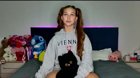 Emily online show from 6, 11, 2025