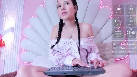 Snapshot of miss_evans_ chatting on 10, 10, 2025 miss_evans_ online show from 10, 10, 2025