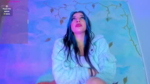 Snapshot of miss_evans_ chatting on 12, 10, 2025 miss_evans_ online show from 12, 10, 2025