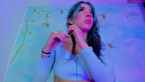 Snapshot of miss_evans_ chatting on 31, 10, 2025 miss_evans_ online show from 31, 10, 2025