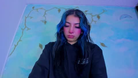 Snapshot of miss_evans_ chatting on 2, 12, 2025 miss_evans_ online show from 2, 12, 2025