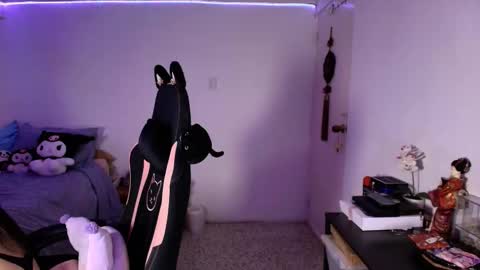 Asami  online show from 1, 12, 2025