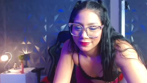 Snapshot of miss_honey1 chatting on 7, 2, 2025 miss_honey1 online show from 7, 2, 2025
