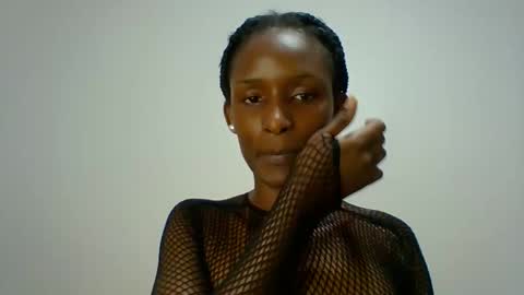 Snapshot of miss_kiki7 chatting on 4, 10, 2025 kiki online show from 4, 10, 2025