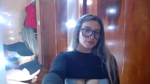 Snapshot of miss_lilieth chatting on 23, 2, 2025 lilieth online show from 23, 2, 2025