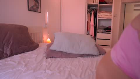 Snapshot of miss_maya chatting on 15, 6, 2026 Maya online show from 15, 6, 2026