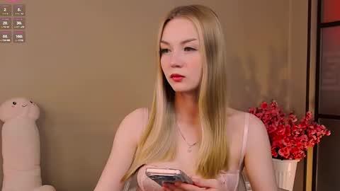 Snapshot of miss_nicoletta chatting on 6, 7, 2026 Nicole online show from 6, 7, 2026