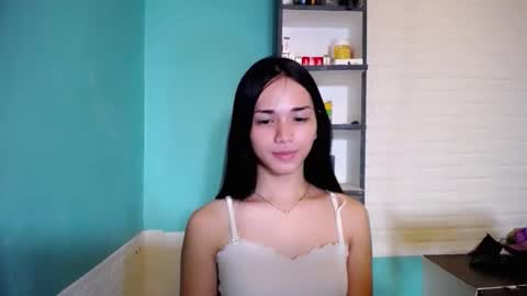 Snapshot of miss_rona_xoxo chatting on 28, 4, 2026 Rona online show from 28, 4, 2026