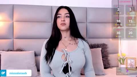 onlyfanskataleyaross online show from 2, 12, 2025