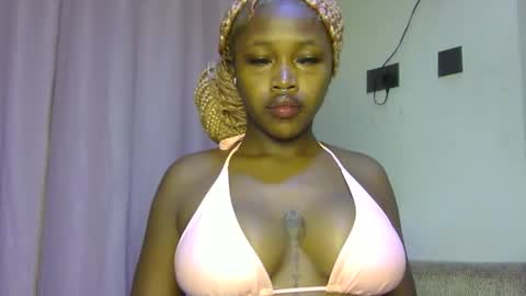 Snapshot of miss_sexyyy chatting on 11, 11, 2025 miss_sexyyy online show from 11, 11, 2025