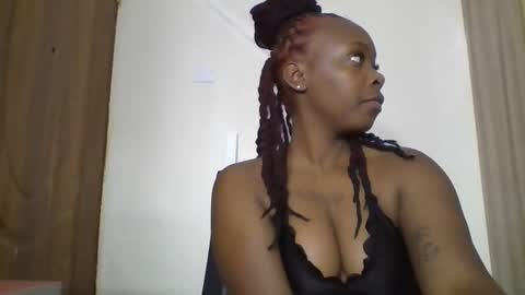 Snapshot of miss_sinphoria chatting on 29, 9, 2025 Miss online show from 29, 9, 2025