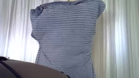 Snapshot of miss_sinphoria chatting on 4, 11, 2025 Miss online show from 4, 11, 2025