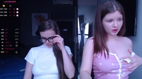 Snapshot of miss_sweetbb chatting on 4, 2, 2025 Bella online show from 4, 2, 2025