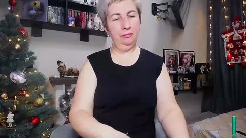 miss_tasha_kom online show from 6, 1, 2025