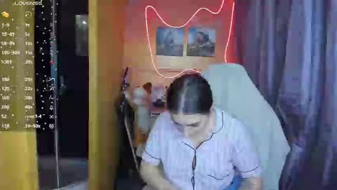 Snapshot of miss_tasy chatting on 2, 3, 2025 Melanie January 15th is my birthday there will be an interesting show online show from 2, 3, 2025