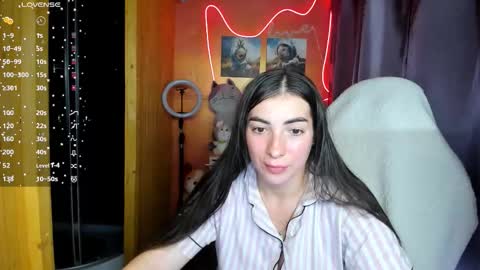 Snapshot of miss_tasy chatting on 16, 9, 2025 Melanie January 15th is my birthday there will be an interesting show online show from 16, 9, 2025