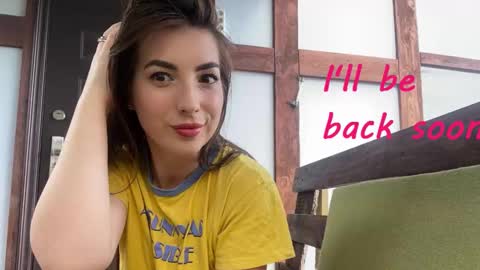 Snapshot of miss_tasy chatting on 8, 10, 2025 Melanie January 15th is my birthday there will be an interesting show online show from 8, 10, 2025