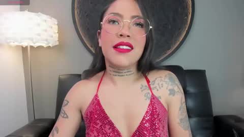 Snapshot of miss_vaiolette chatting on 13, 2, 2025 Vaiolette online show from 13, 2, 2025