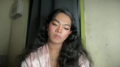 miss_veron_xoxo online show from 4, 2, 2026