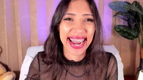 Miss Veronica online show from 12, 3, 2026