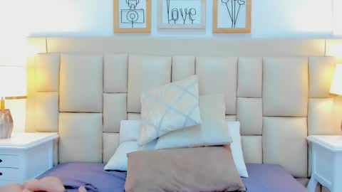 miss vivienne online show from 6, 1, 2026